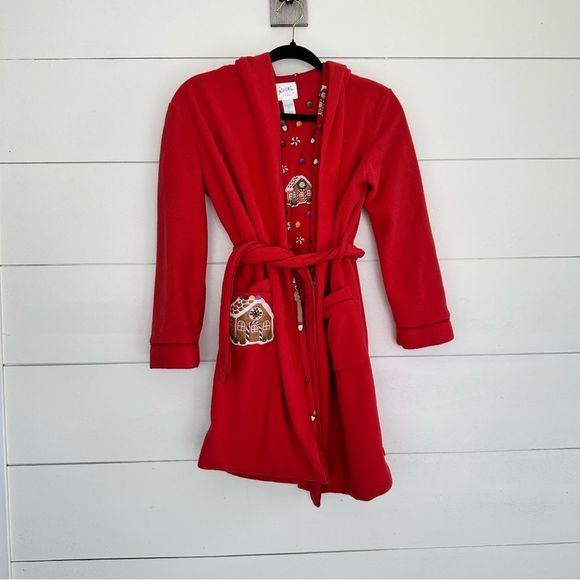 Nick & Nora Holiday Gingerbread House Robe - Picture 1 of 5